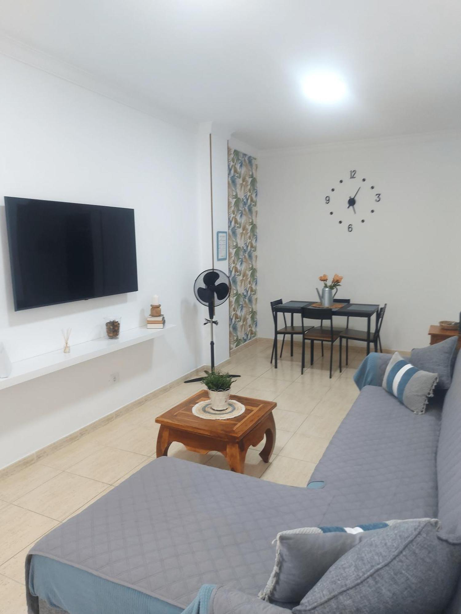 Nivaria Suite Vecindario  Bagian luar foto